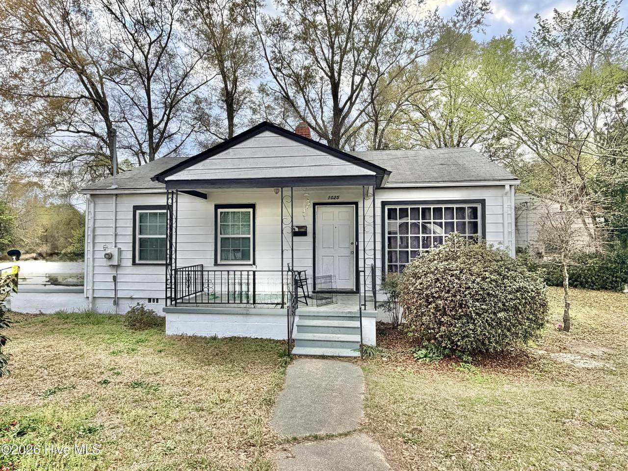 1025 Caswell Street - Photo 1