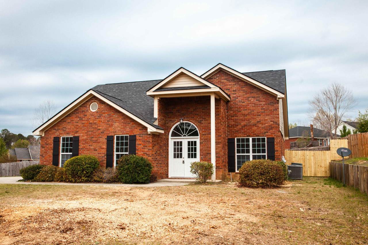 943 Cannock Street - Photo 1
