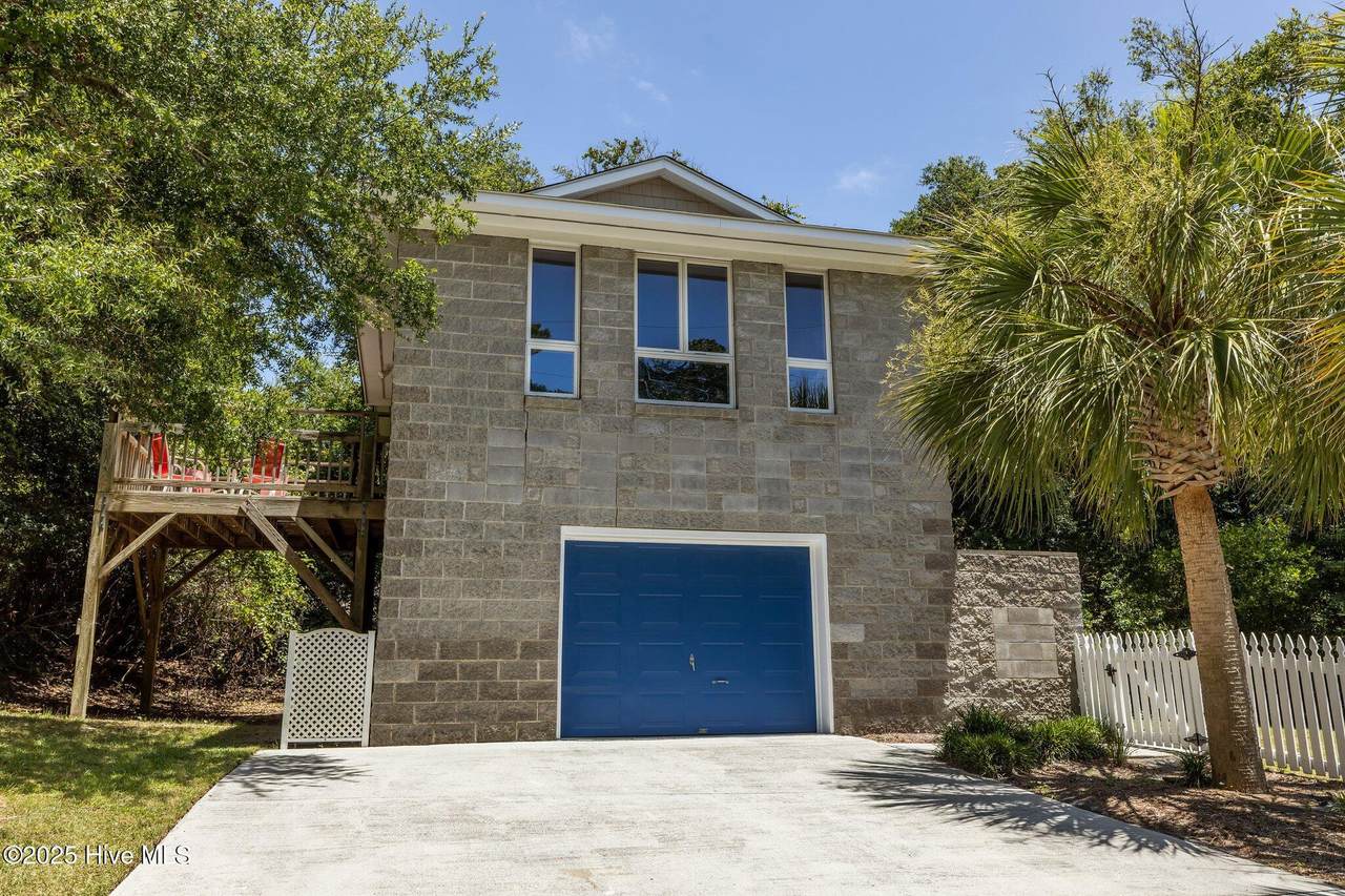 412 Wild Cherry Lane - Photo 1