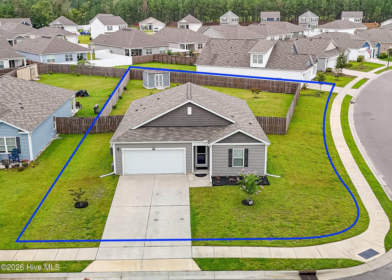181 Murrelet Court - Photo 1