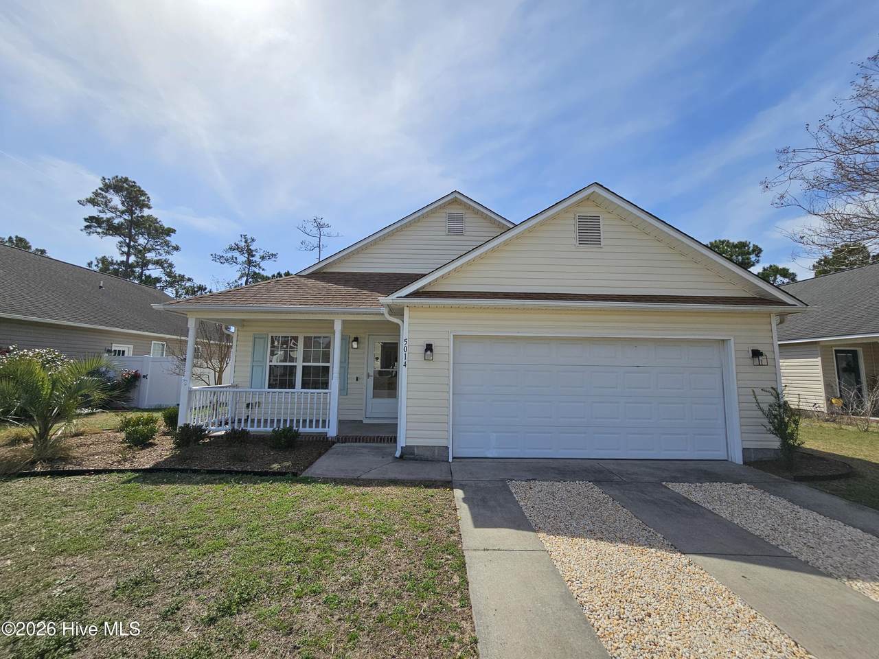5014 Hampton Drive - Photo 1