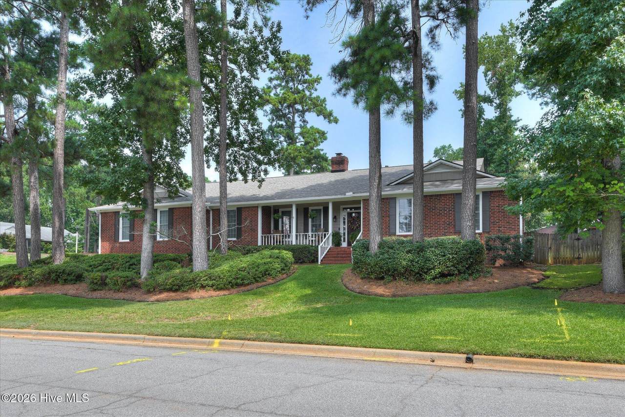 602 Branett Way - Photo 1