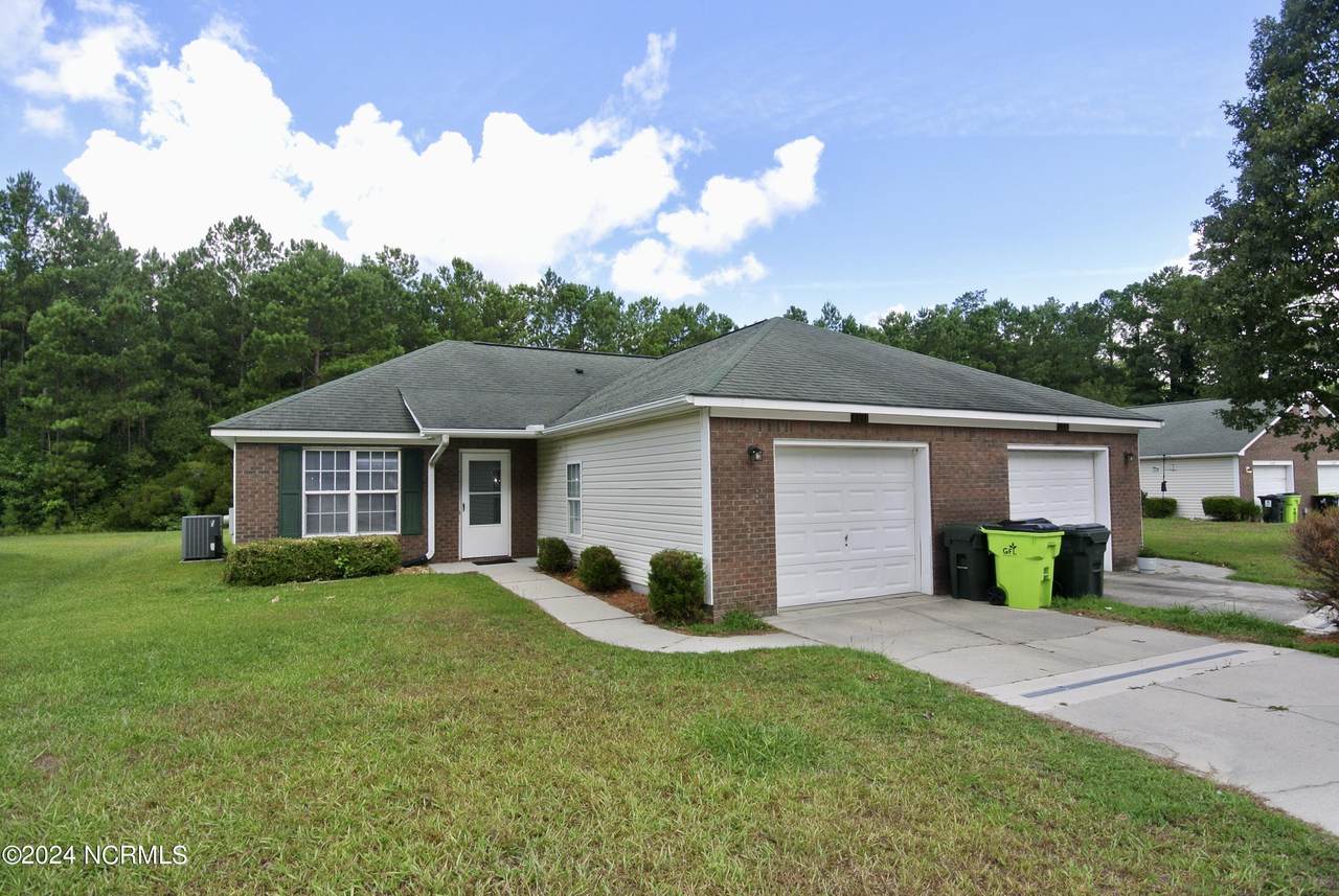 1489 Racetrack Road - Photo 1