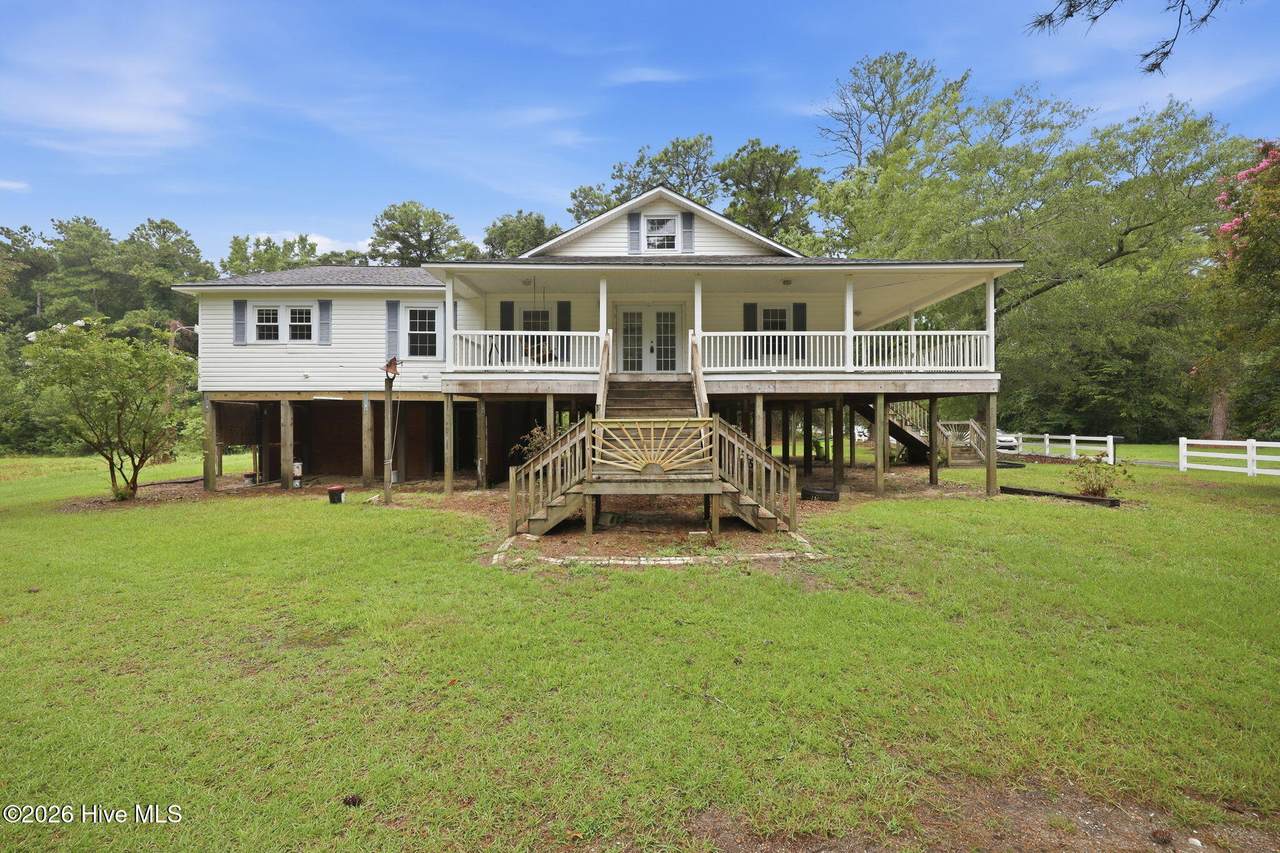 205 Streets Ferry Road - Photo 1