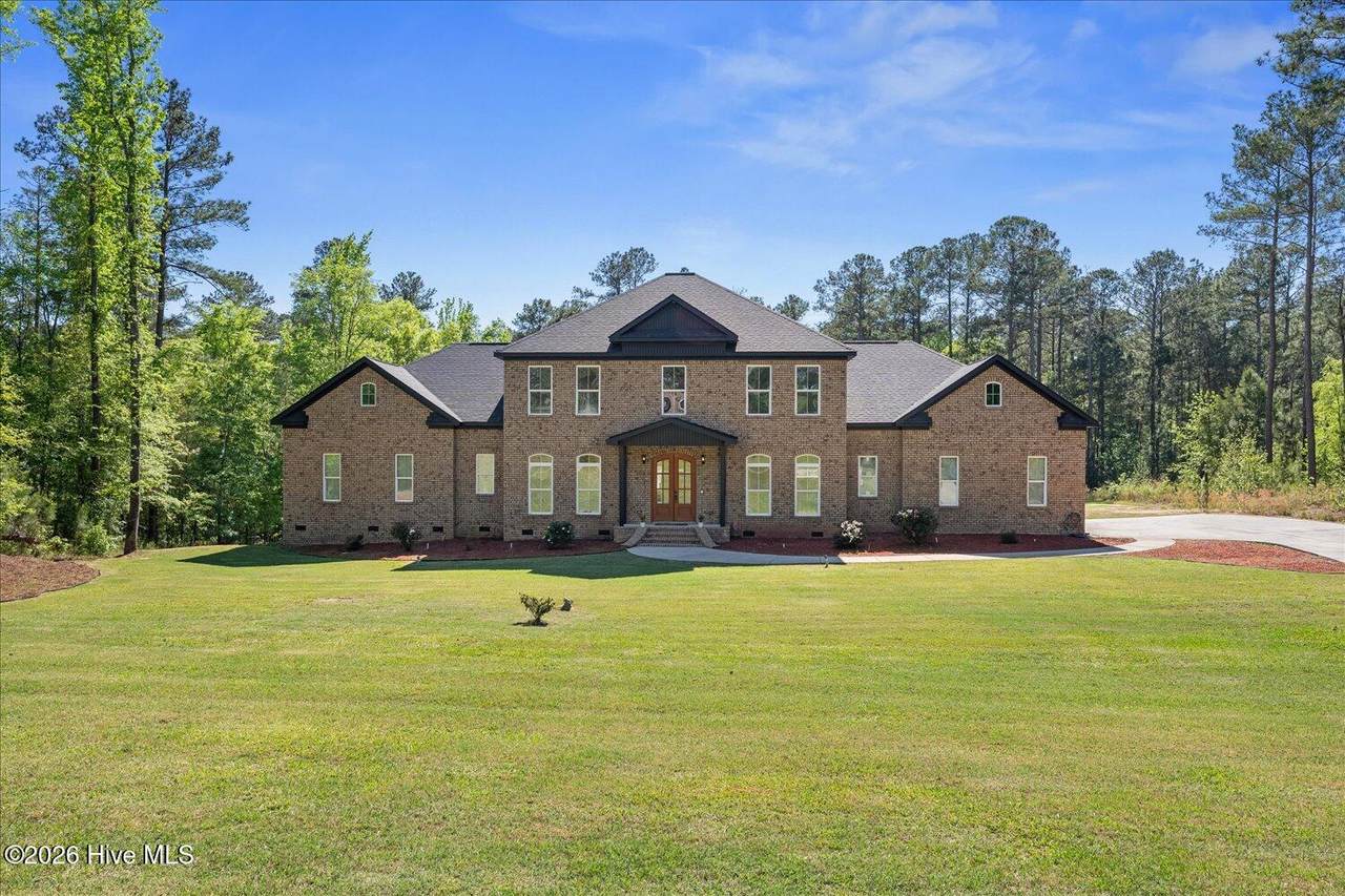 502 Schoolhouse Lane - Photo 1
