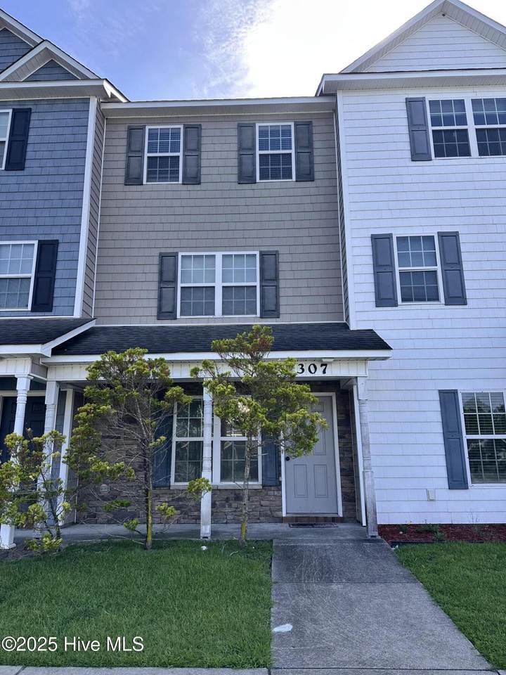 307 Caldwell Loop - Photo 1