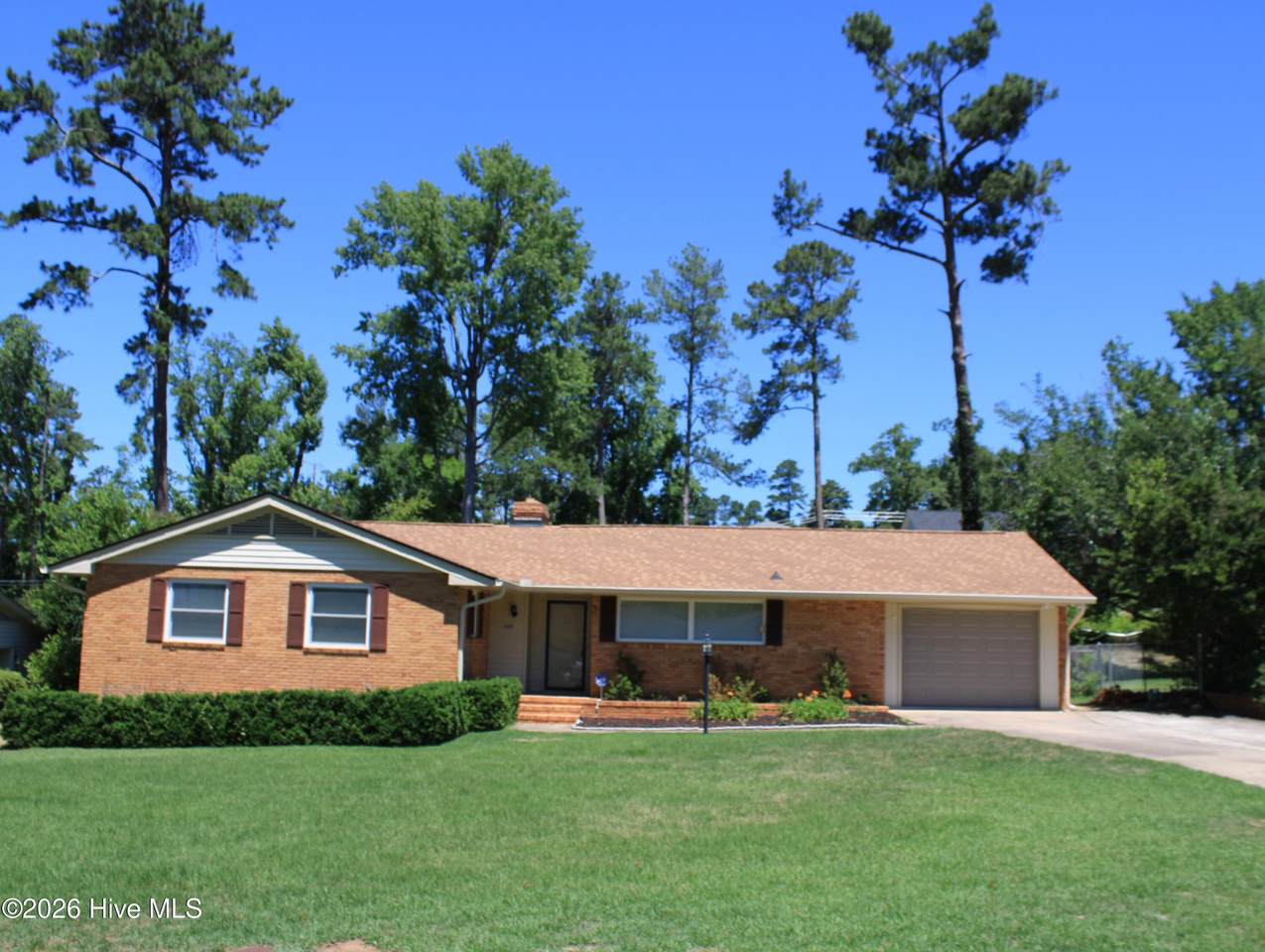 916 Stanton Drive - Photo 1