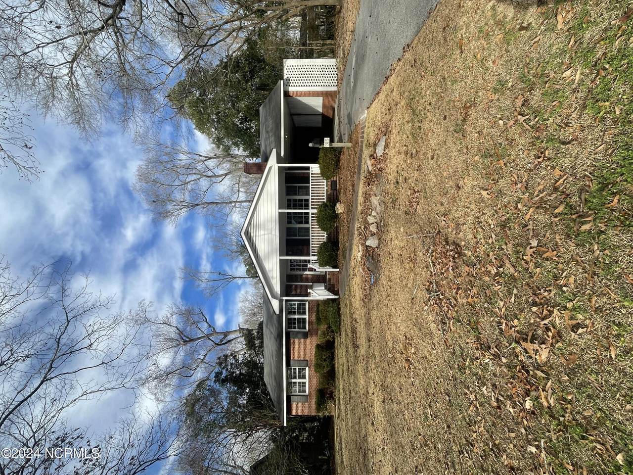 315 Brookview Drive - Photo 1