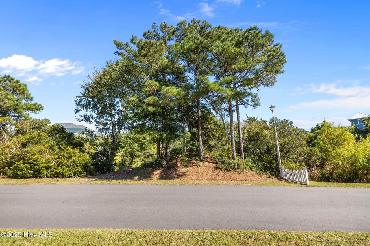 210 Shipwreck Lane - Photo 1
