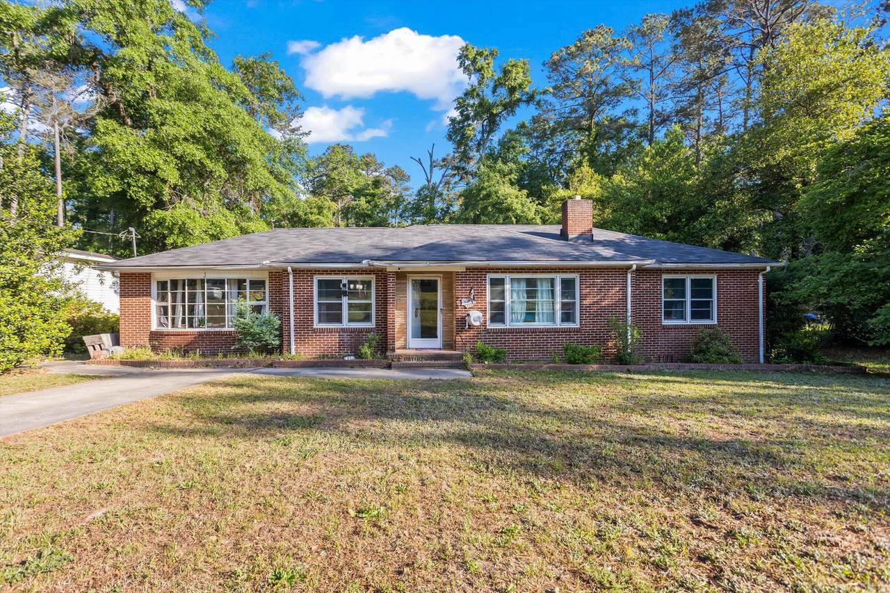 2917 Courtney Road - Photo 1