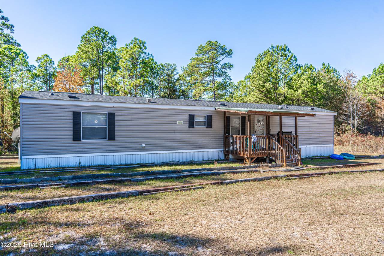 408 Wiregrass Road - Photo 1