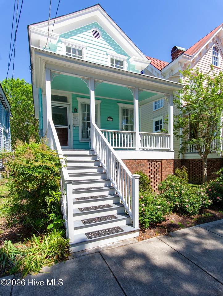 704 Front Street - Photo 1