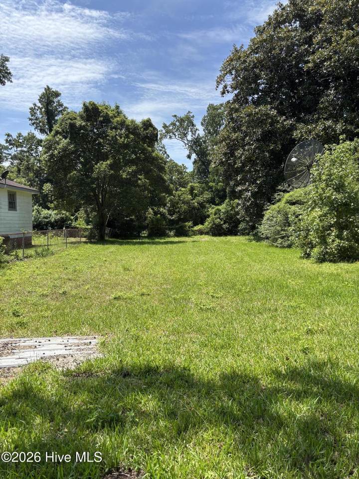 321 25th Street - Photo 1