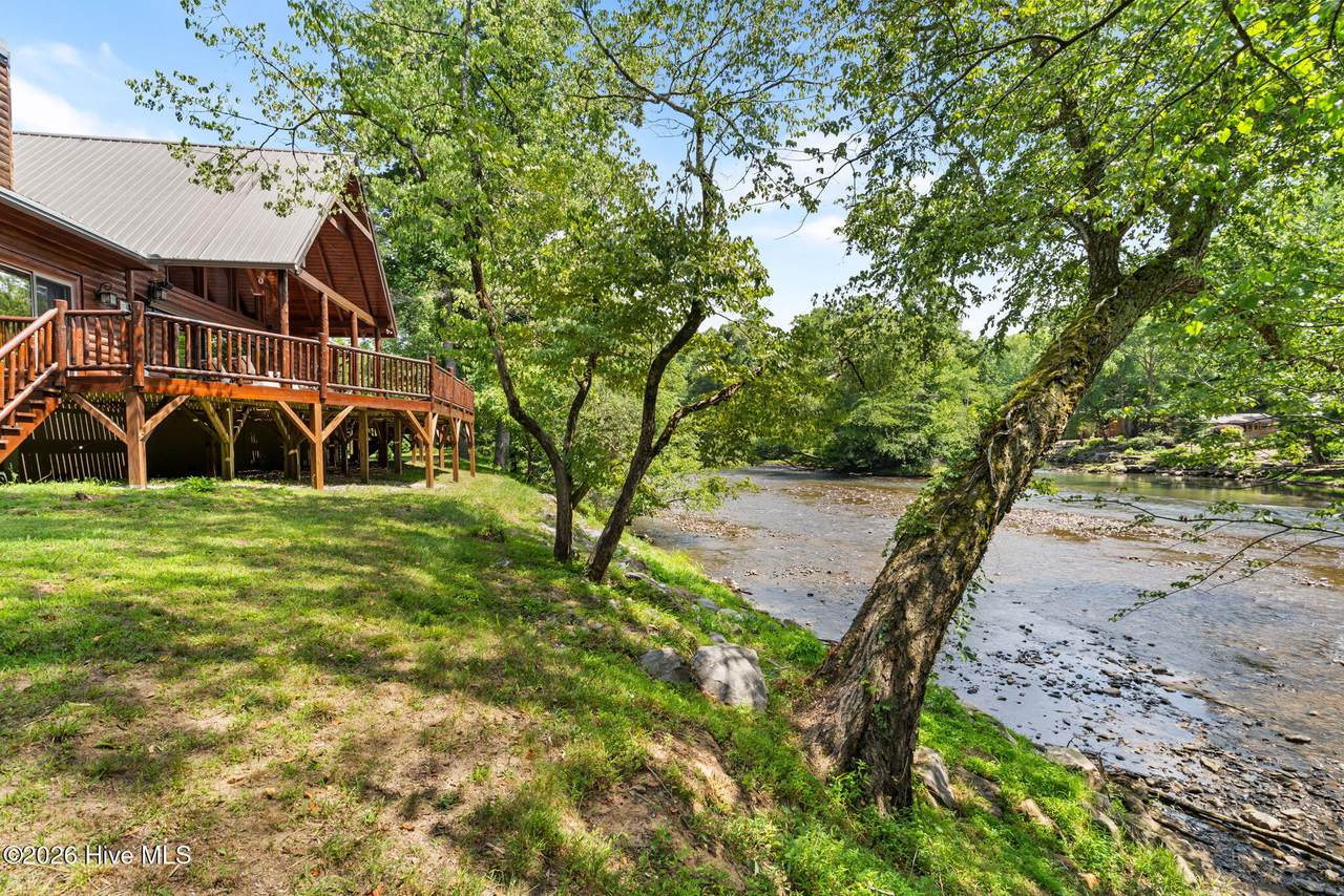 58 Woodberry Lane - Photo 1