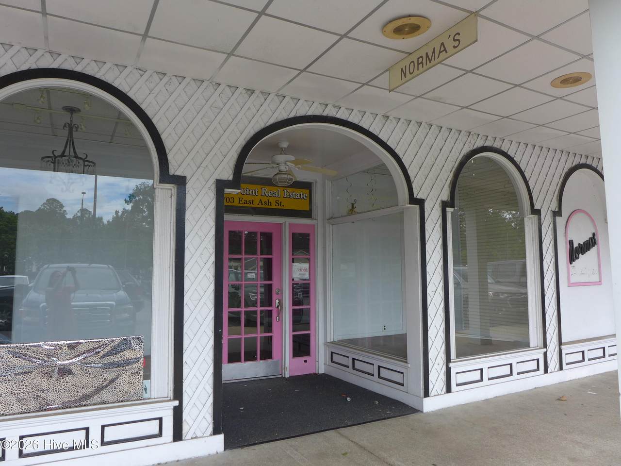 1703 Ash Street - Photo 1