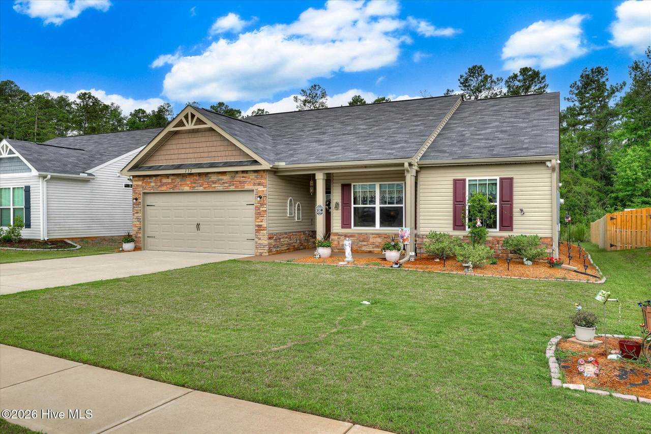 232 Silver Court - Photo 1