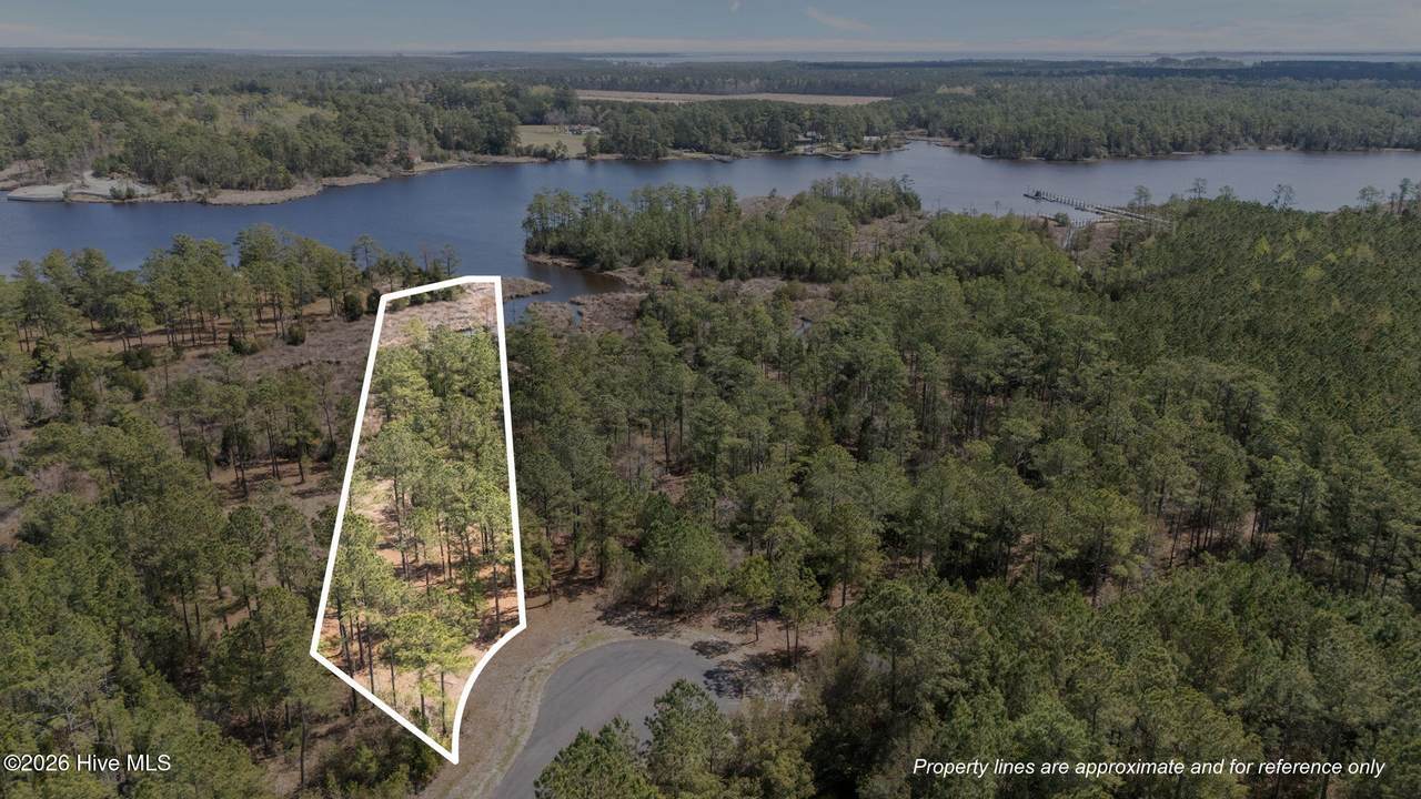 95 Royal Shoal Lane - Photo 1
