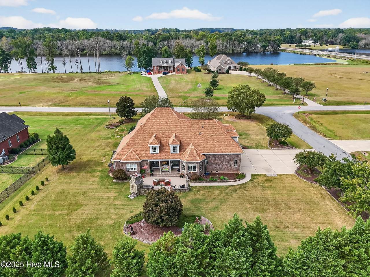 296 Shoreline Drive - Photo 1