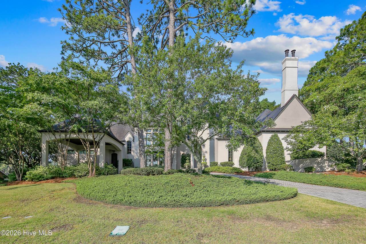 1128 Longleaf Drive - Photo 1