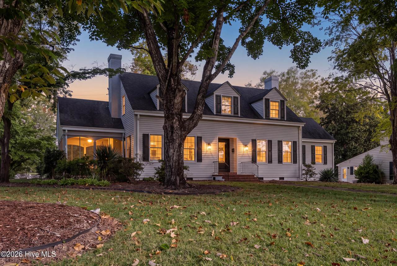 105 Camden Street - Photo 1