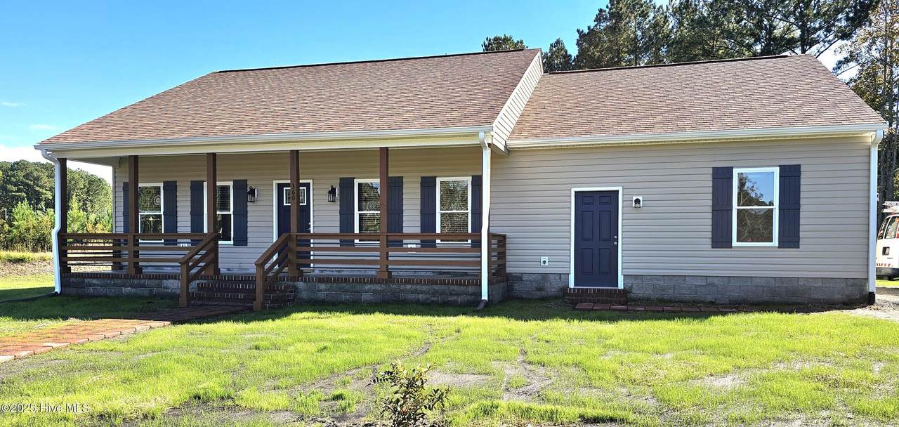 360 Cypress Circle - Photo 1