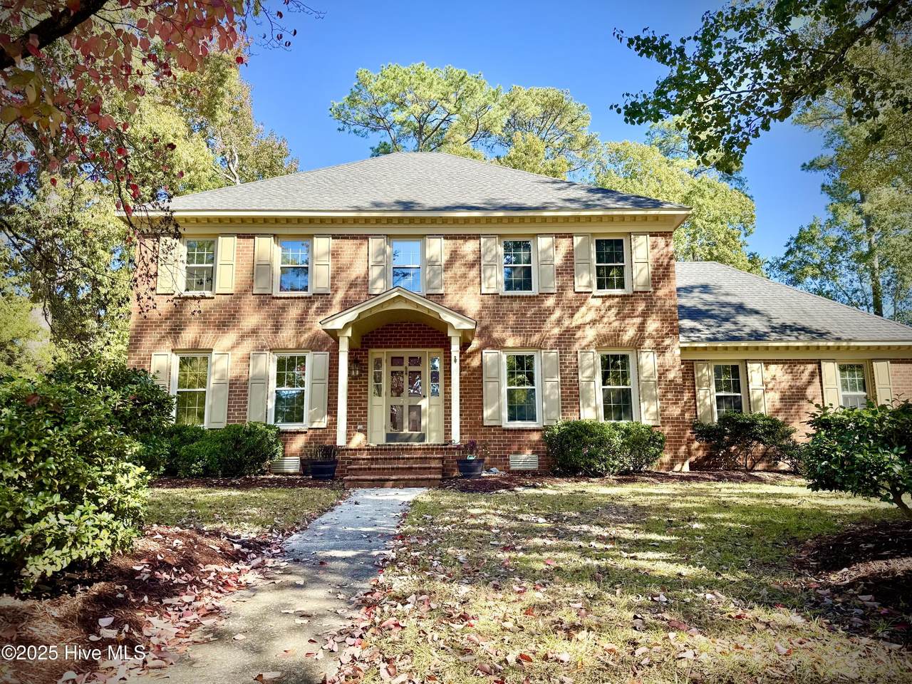 703 Daventry Drive - Photo 1