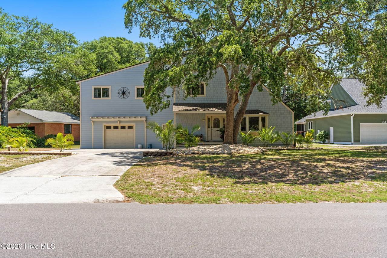 31 Augusta Drive - Photo 1