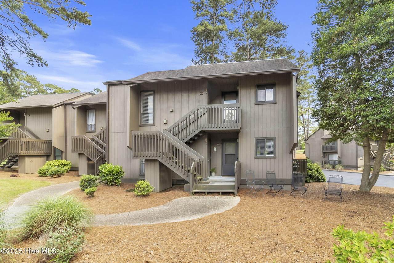 800 Saint Andrews Drive - Photo 1