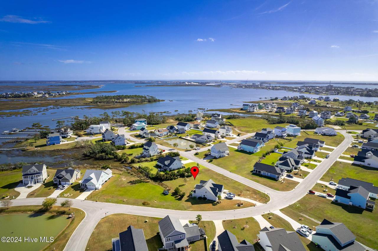 1602 Mainsail Road - Photo 1