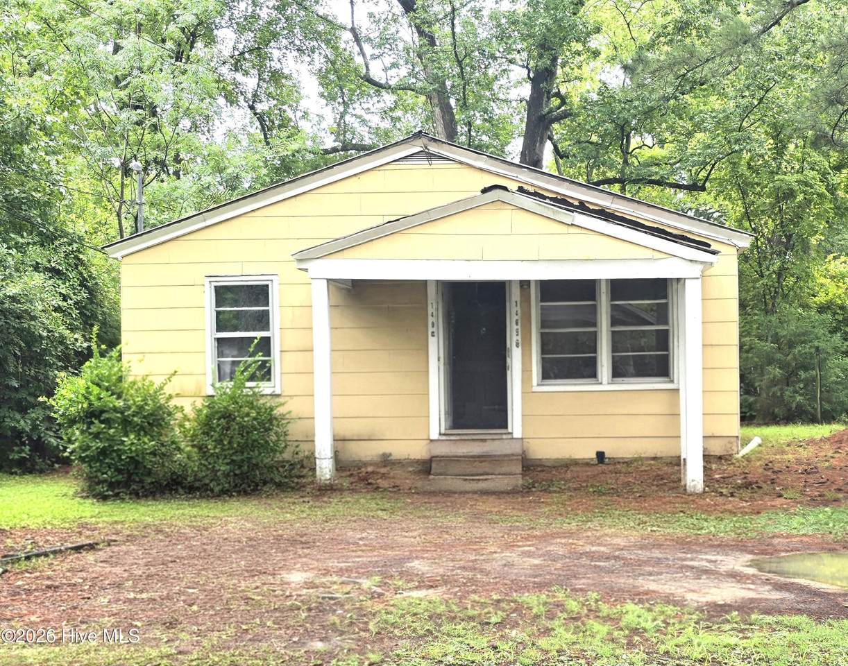 1405 Grace Street - Photo 1