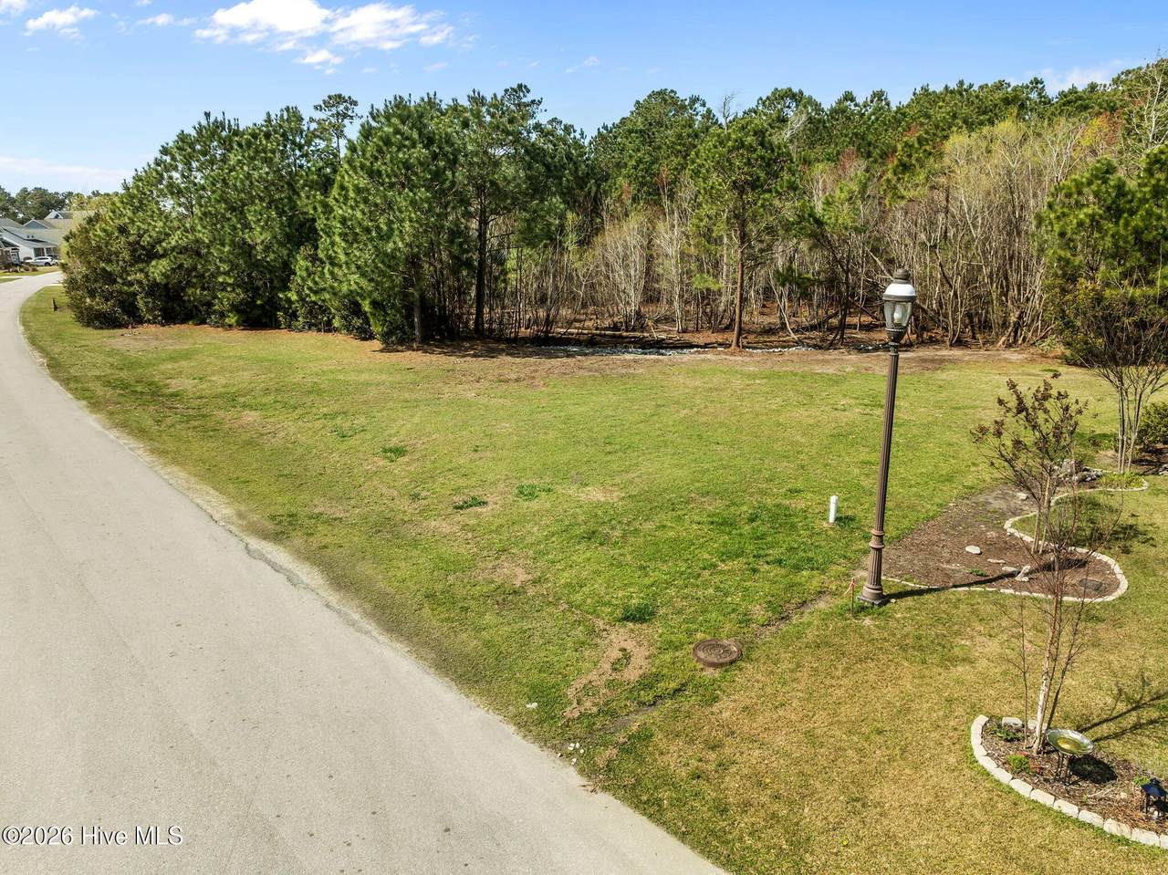 207 Everett Park Trail - Photo 1