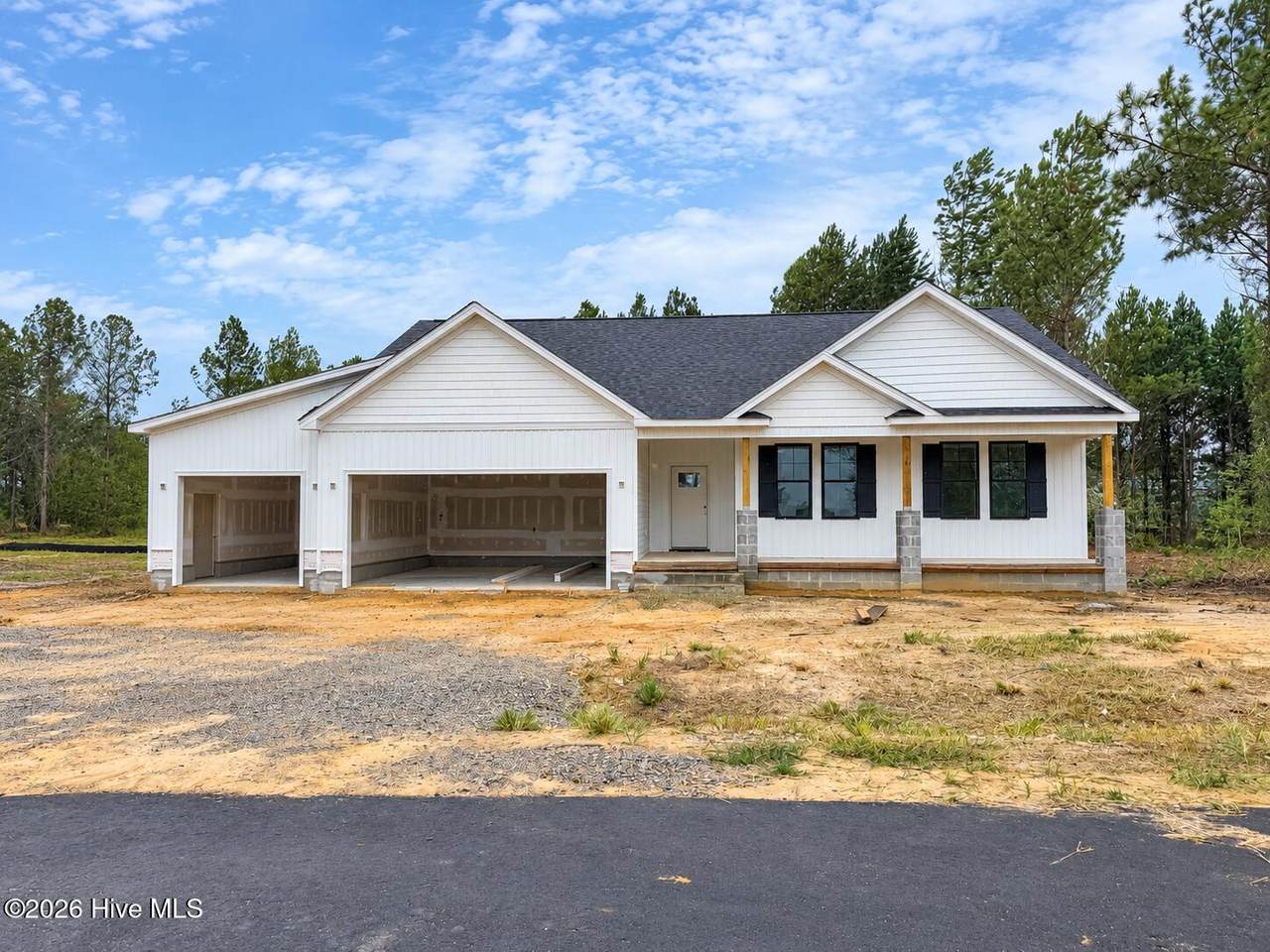 206 Vineyard Drive - Photo 1