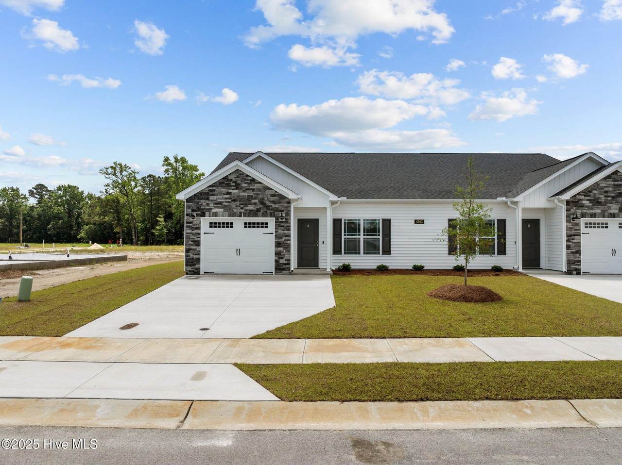 4228 Laurel Ridge Drive - Photo 1