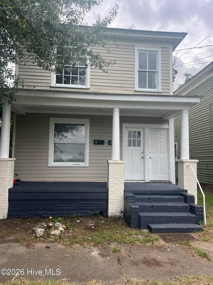 1207 Craven Street - Photo 1