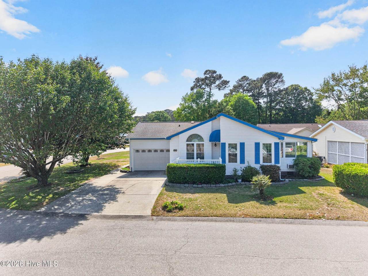 514 Leeward Way - Photo 1