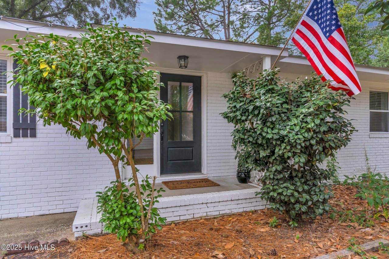 6046 Shiloh Drive - Photo 1