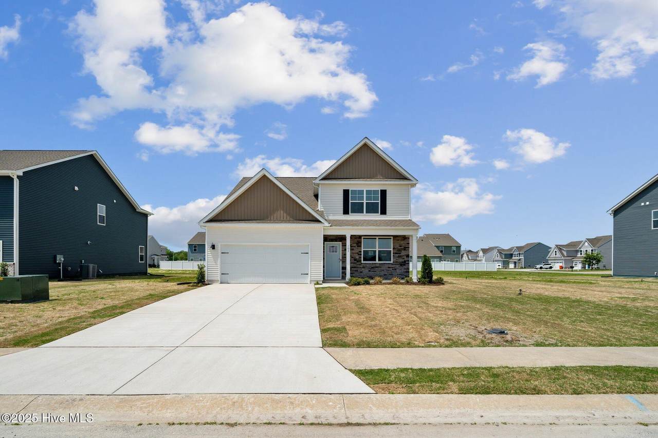 307 Sailors Way - Photo 1