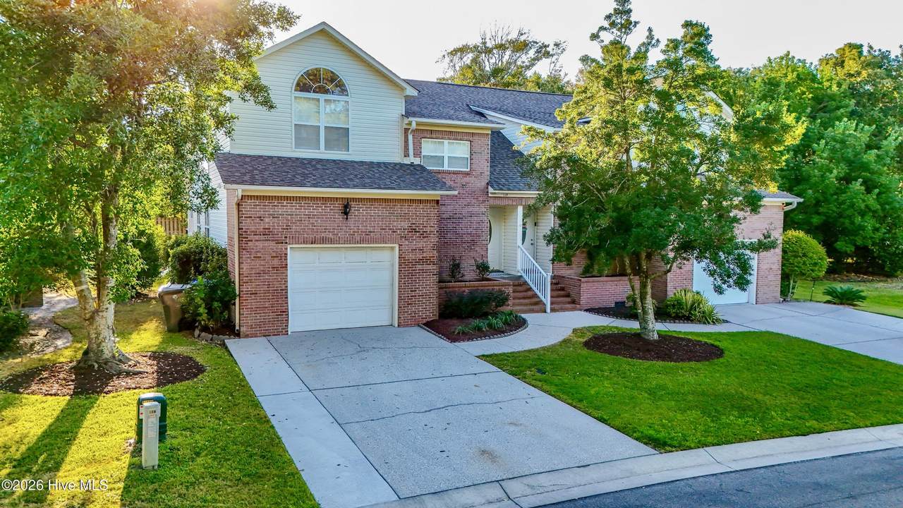 119 Lighthouse Drive - Photo 1