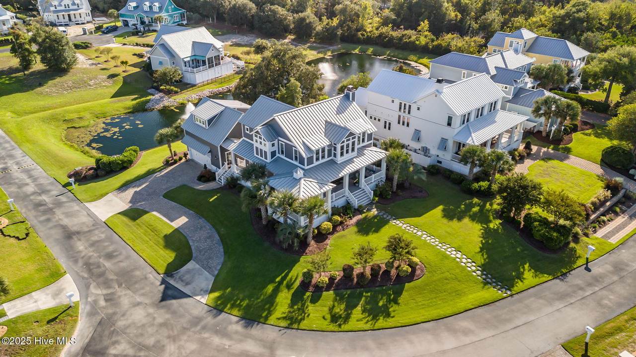 409 Sunrise Court - Photo 1