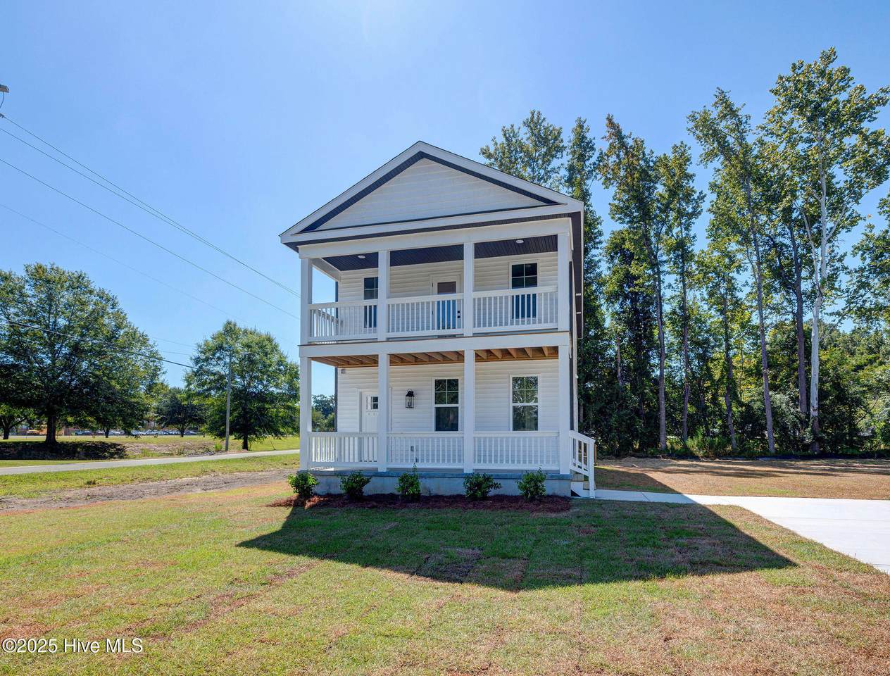 201 Williams Street - Photo 1