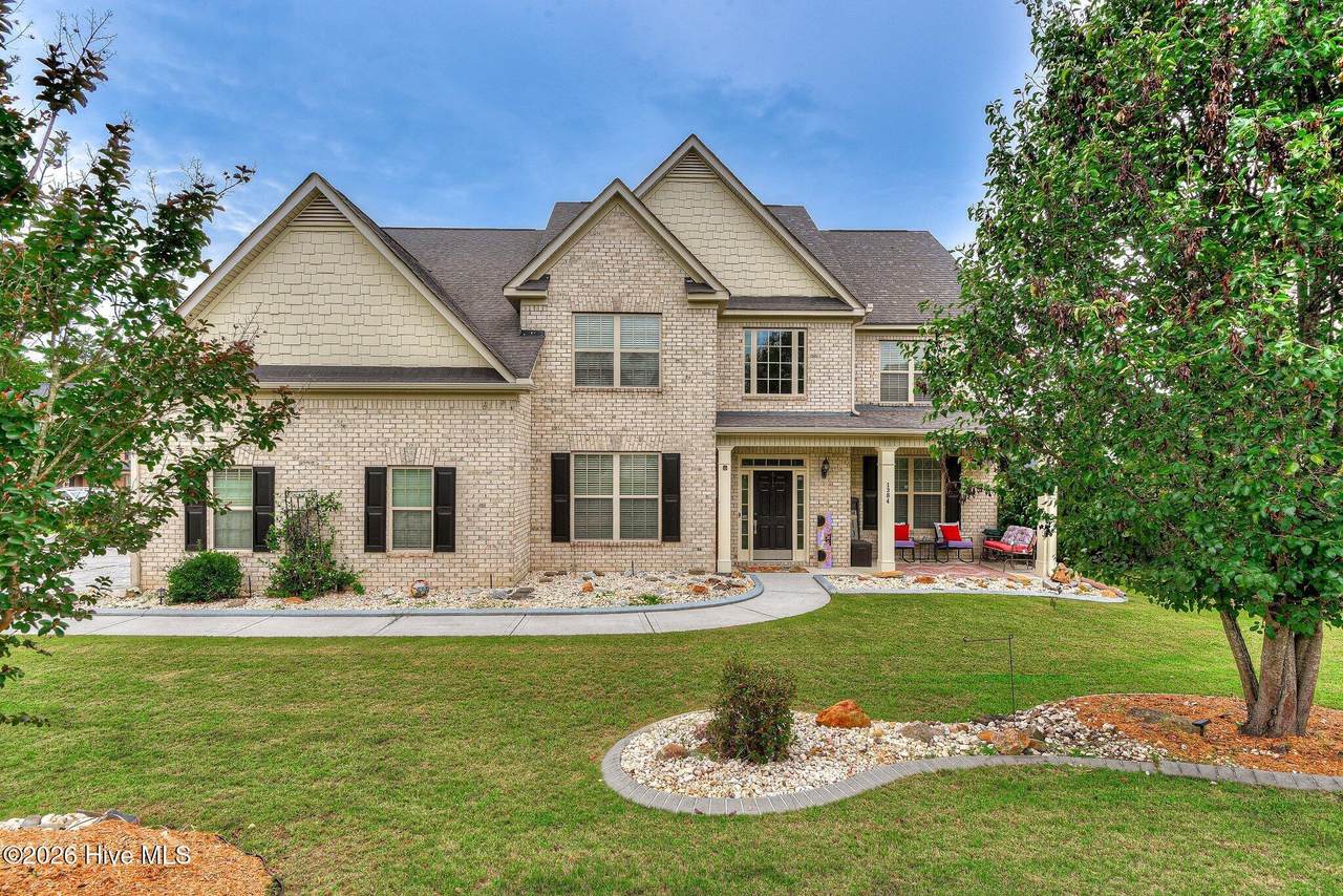 1384 Highwoods Pass - Photo 1