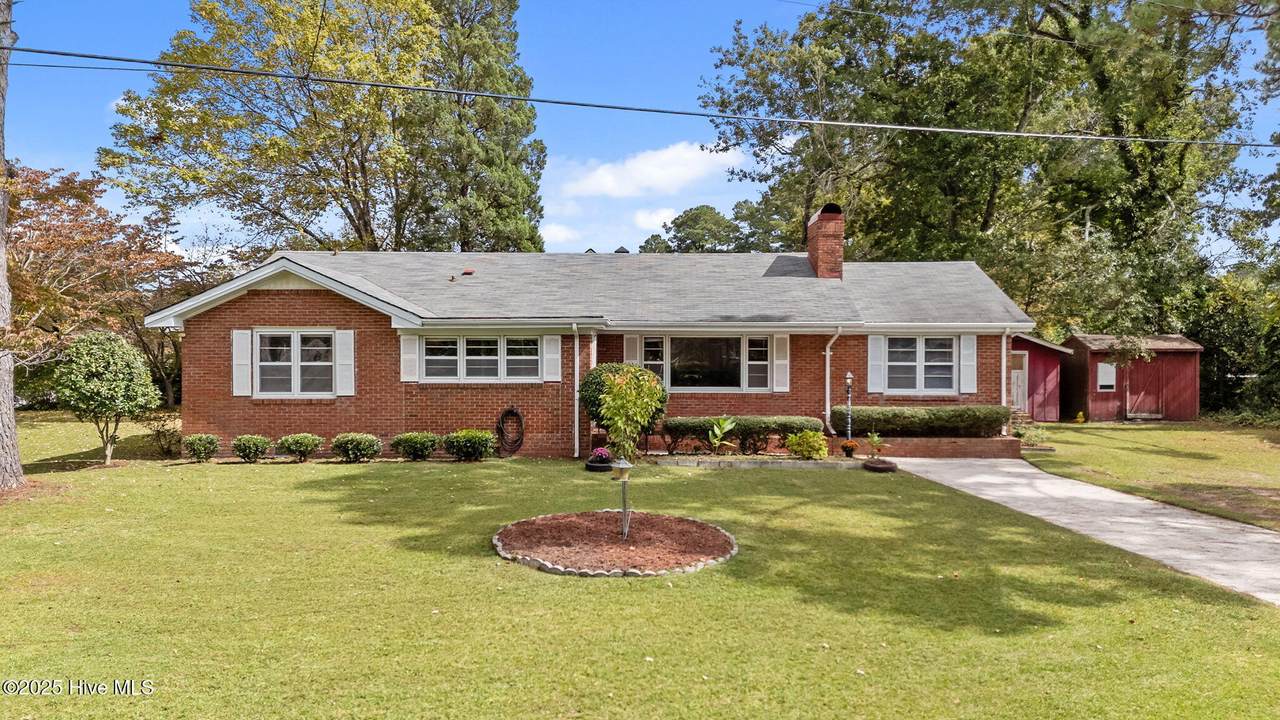 704 Grace Avenue - Photo 1