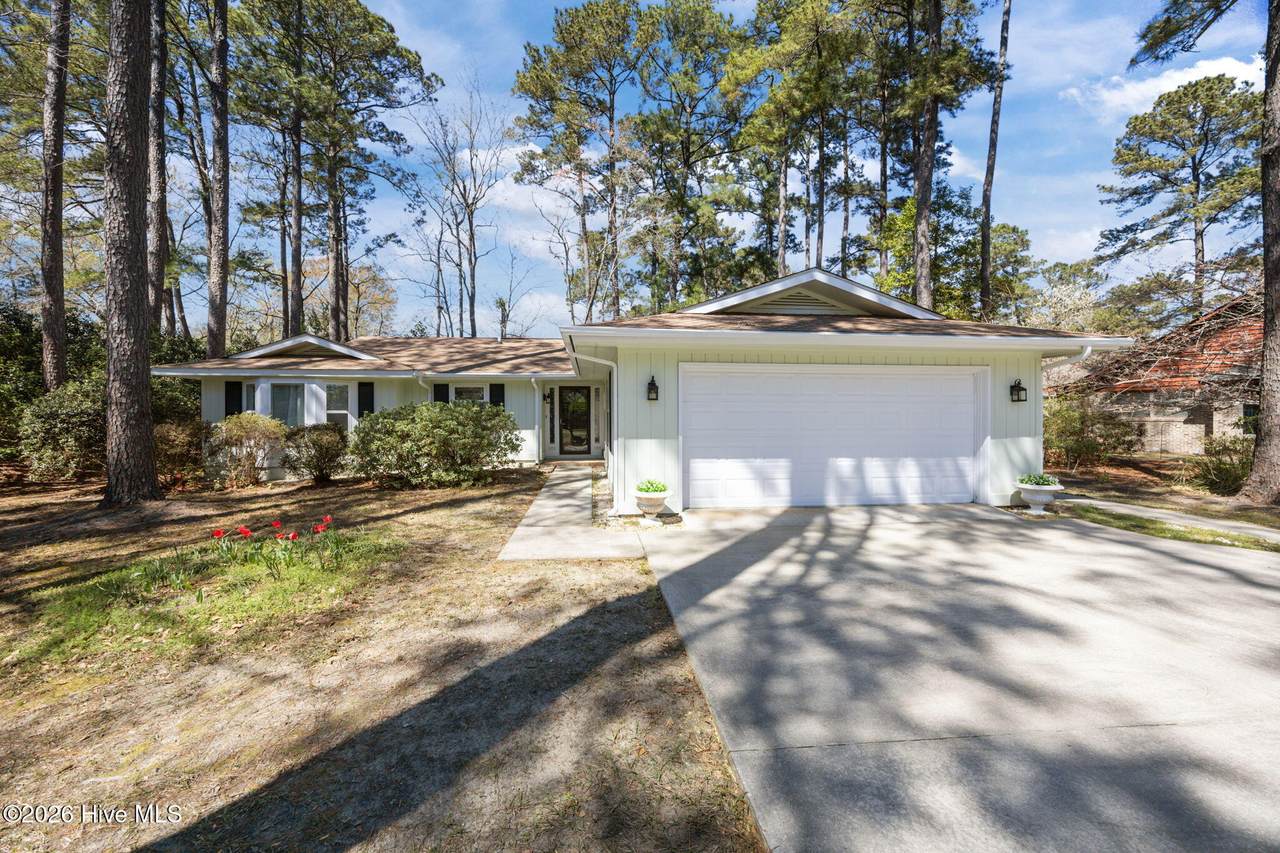 57 Bayberry Circle - Photo 1