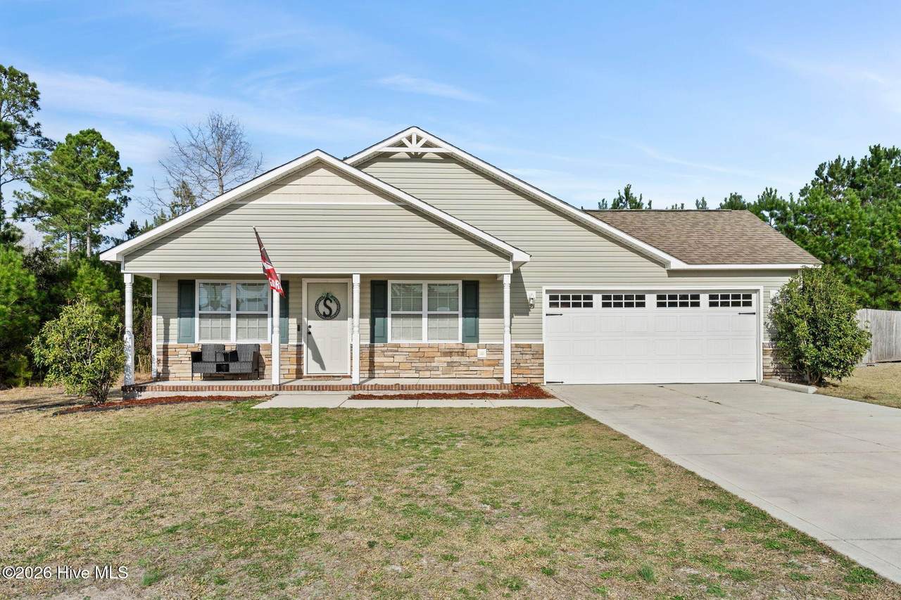 225 Lockwood Court - Photo 1