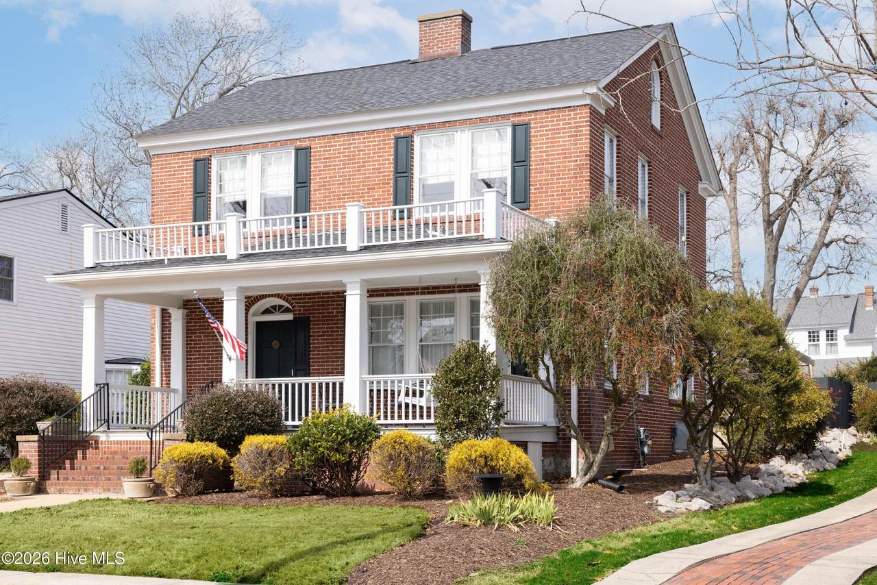112 Blount Street - Photo 1