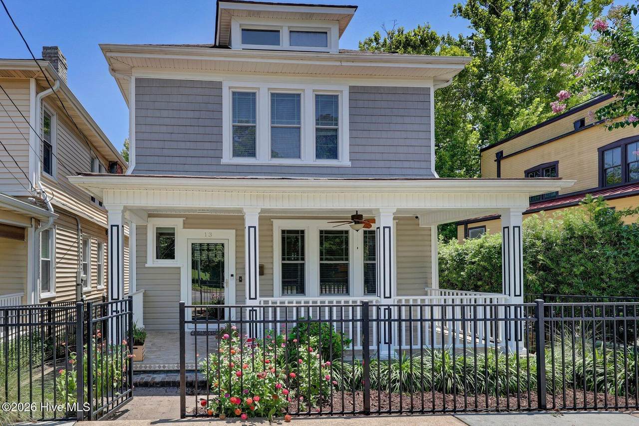 13 10th Street - Photo 1