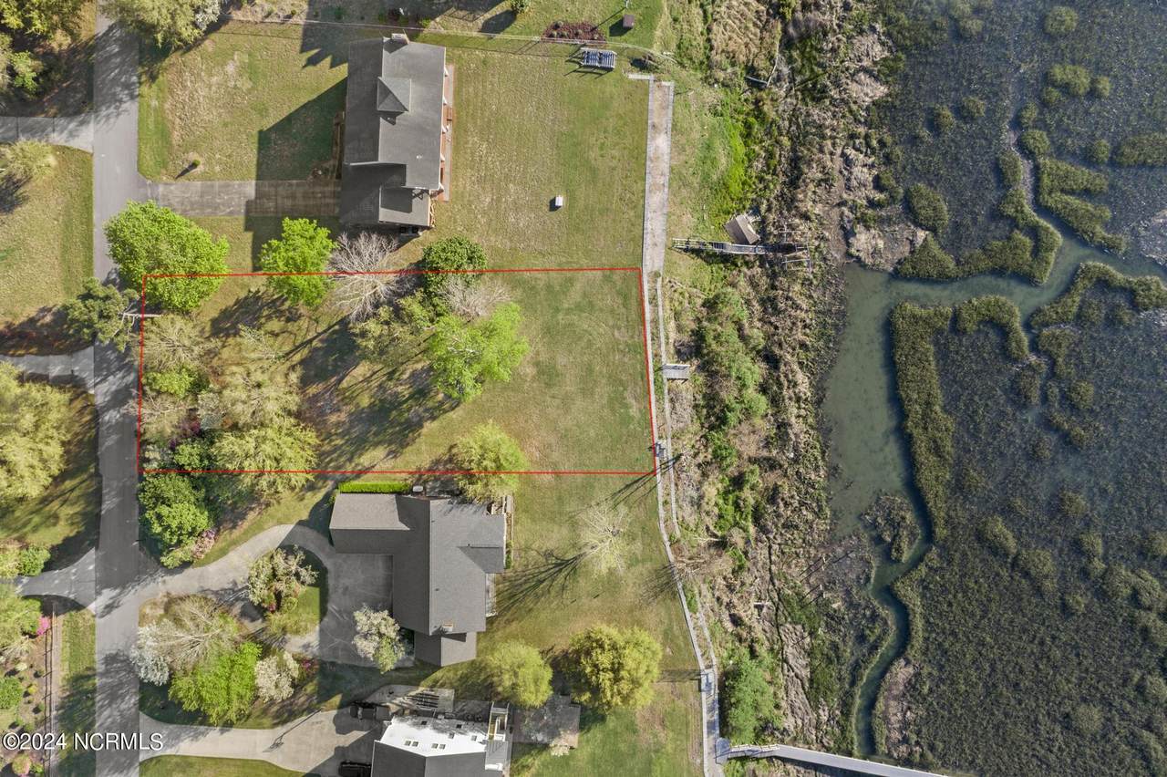 110 Inlet Court - Photo 1