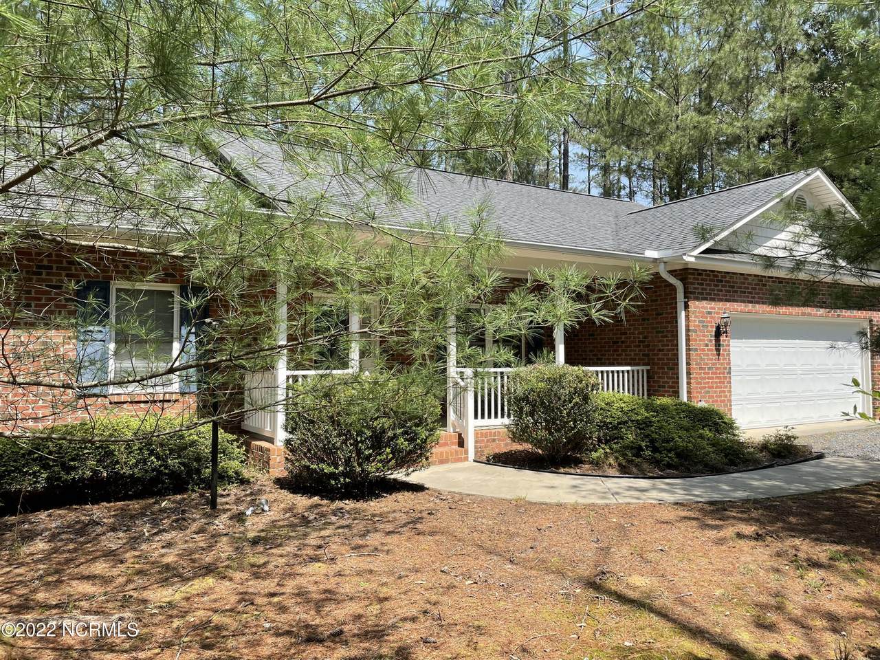 504 Shelton Drive - Photo 1