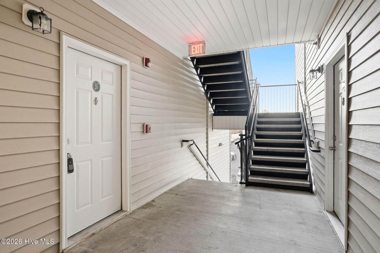 1505 Cadfel Court - Photo 1