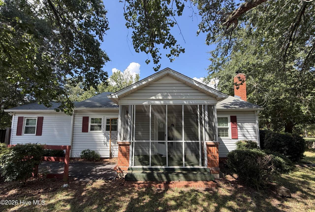 401 Howard Street - Photo 1
